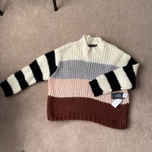 NWT volcom oversized chunky knit sweater. SO CUTE